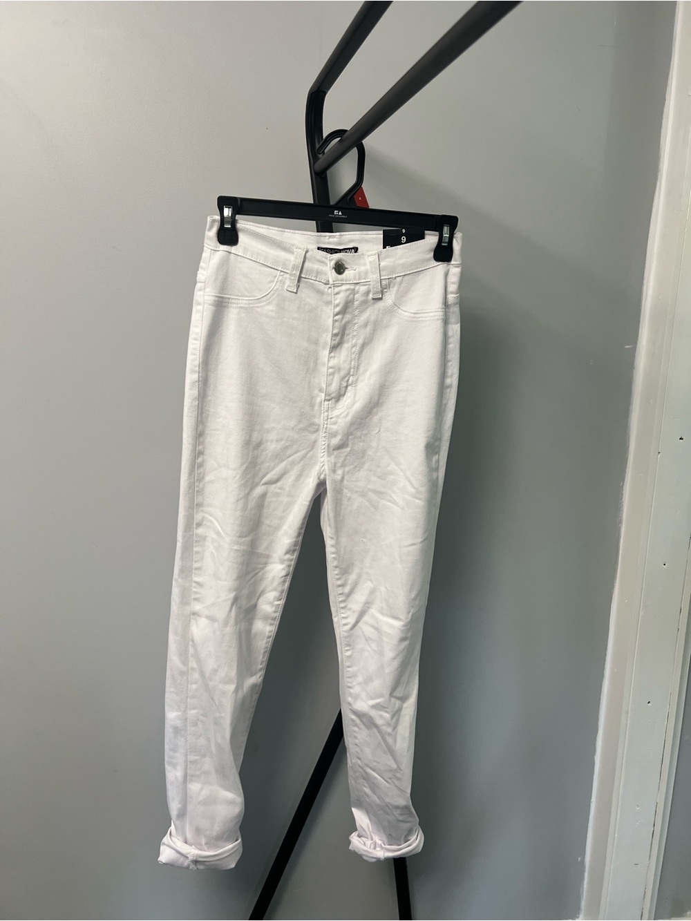 Fashion Nova White High-Rise Jeans with Gold Hardware